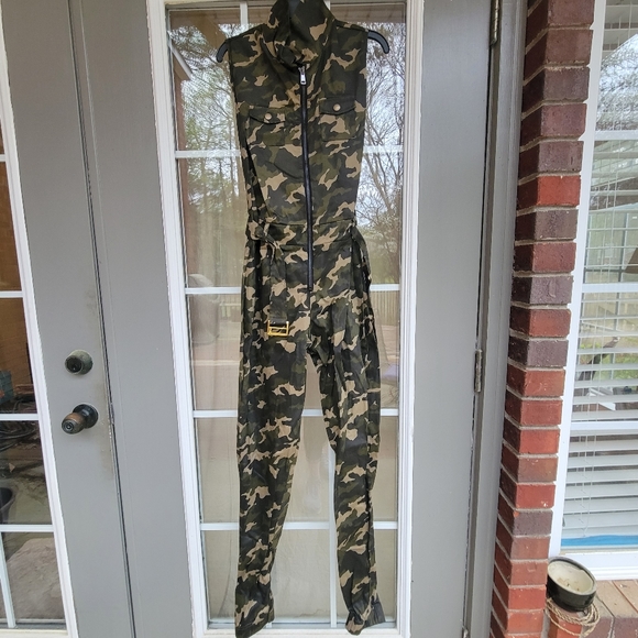 "Now You See Me" Army Camo Jumpsuit Dance Costume - BRAND NEW (Size Ad Medium) - Picture 3 of 14